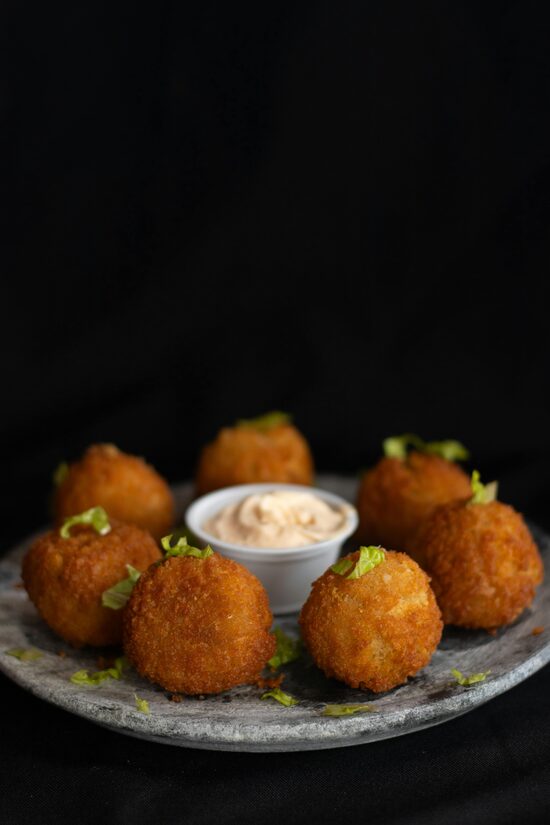 Gruyère Cheese Ball  3/5p